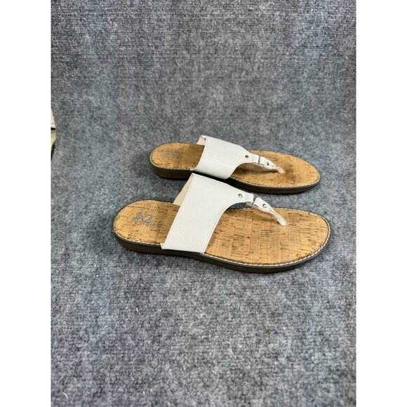 Aerosoles A2 Size 9.5M White Faux Leather T Strap Sandal - Picture 12 of 16